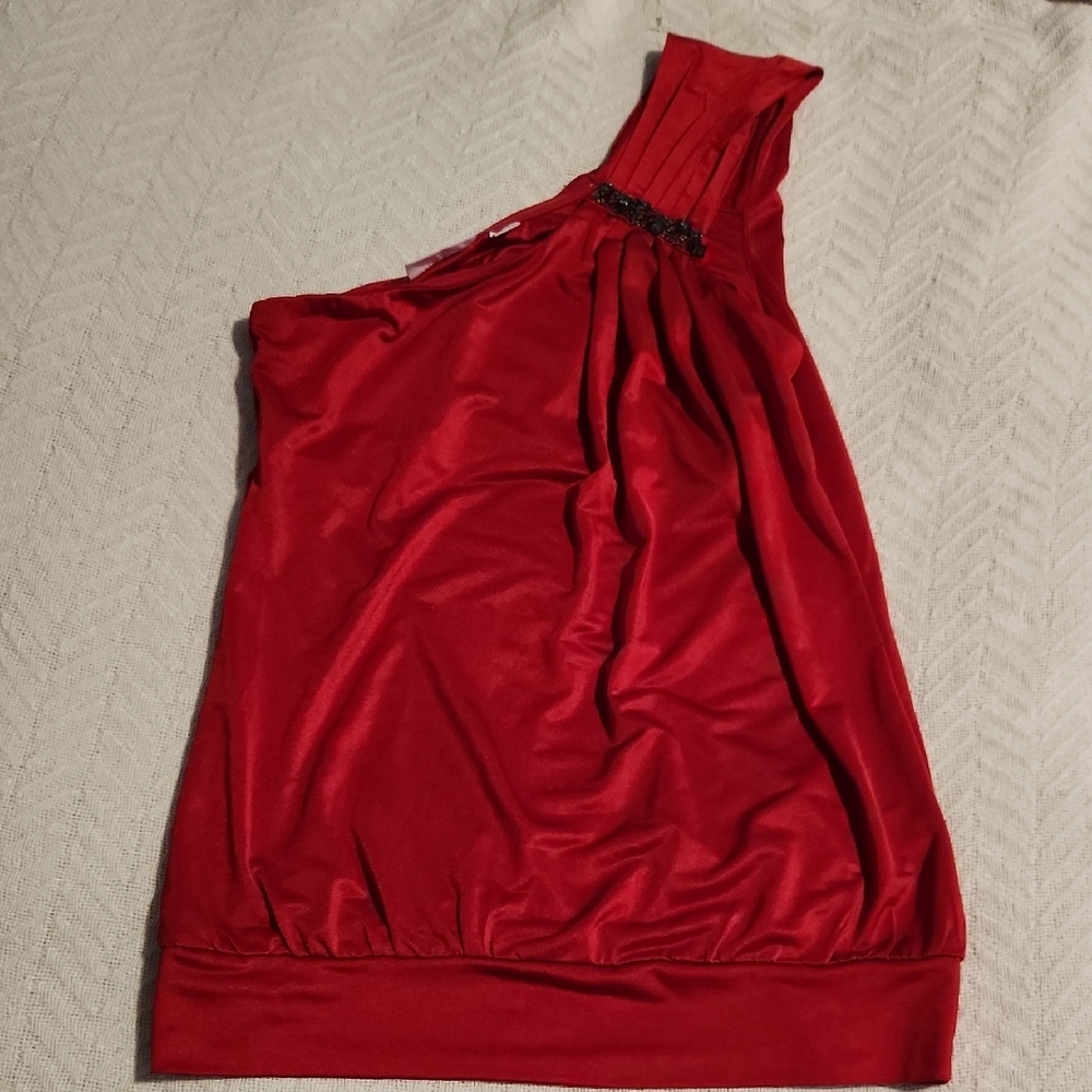 New York & Company Red One-Shoulder Ruched Top